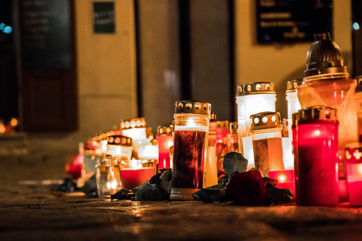 Bild 1: Kerzen in Wien. Bild 1: Kerzen in Wien.