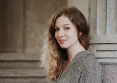 Profile picture for user Monique Rumi