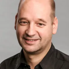 Profile picture for user Roman Trötschel