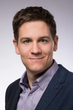 Profile picture for user Adrian Brügger