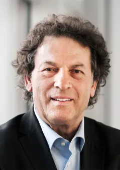 Profile picture for user Dieter Frey