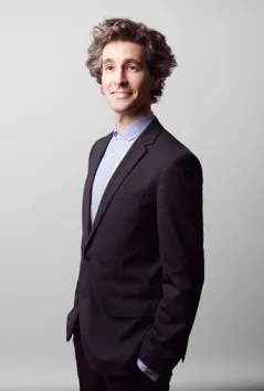 Profile picture for user Valentin Ade