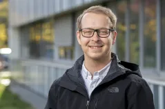 Profile picture for user Peter Eric Heinze